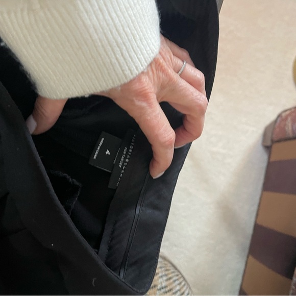 Victoria Beckham Classic Black Straight Leg Pants - Picture 3 of 3